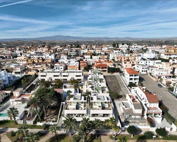 3 quarto Apartamento de Praia para venda em Las Marinas - Pueblo Laguna, Vera com piscina - 426 600 € (Ref: 9642808)
