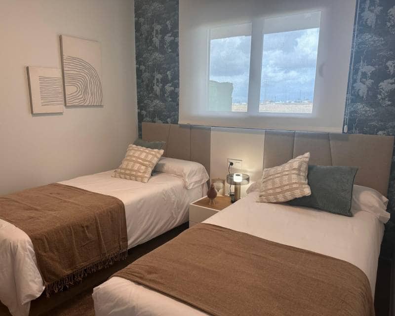 2 makuuhuone Kattohuoneisto myytävänä paikassa Torrevieja mukana uima-altaan - 326 000 € (Ref: 9645651)