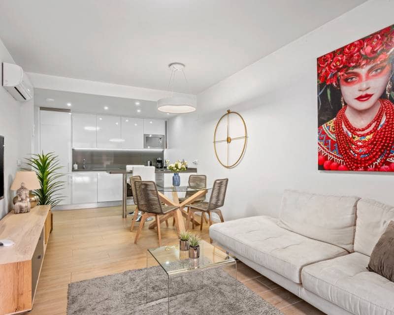 2 quarto Apartamento para venda em Villamartin com piscina garagem - 244 500 € (Ref: 9645852)