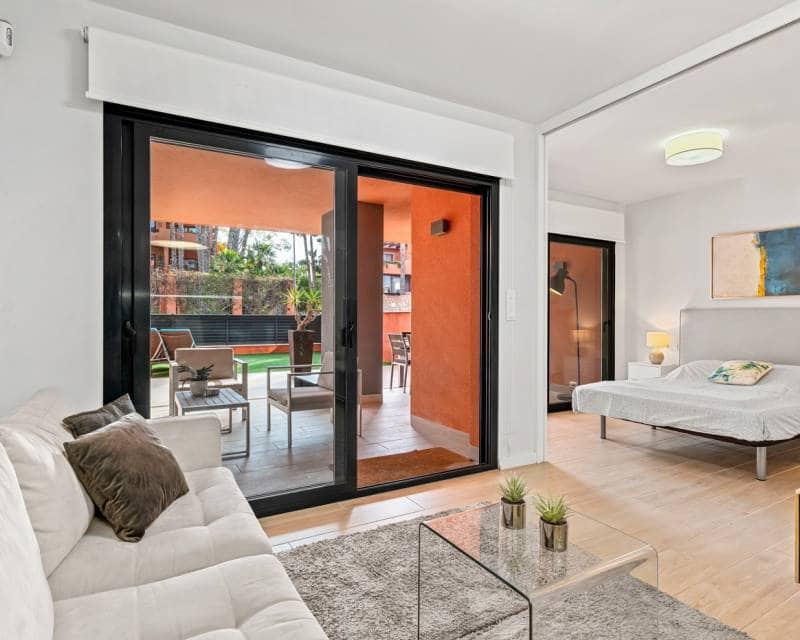 2 quarto Apartamento para venda em Villamartin com piscina garagem - 244 500 € (Ref: 9645852)