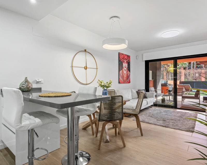 2 quarto Apartamento para venda em Villamartin com piscina garagem - 244 500 € (Ref: 9645852)