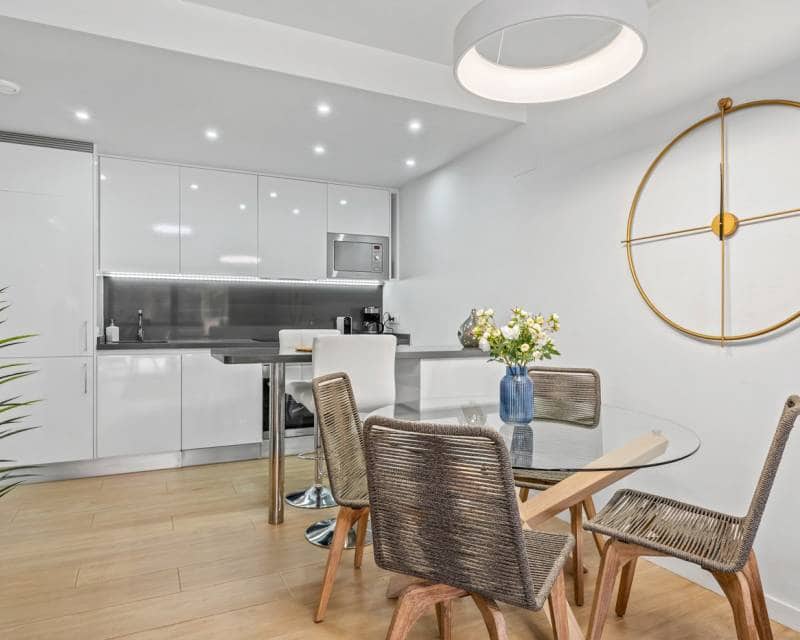 2 quarto Apartamento para venda em Villamartin com piscina garagem - 244 500 € (Ref: 9645852)