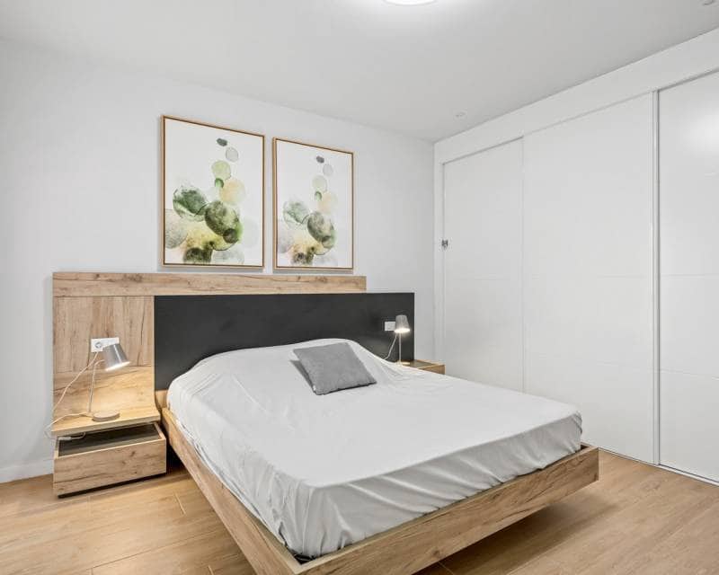 2 quarto Apartamento para venda em Villamartin com piscina garagem - 244 500 € (Ref: 9645852)