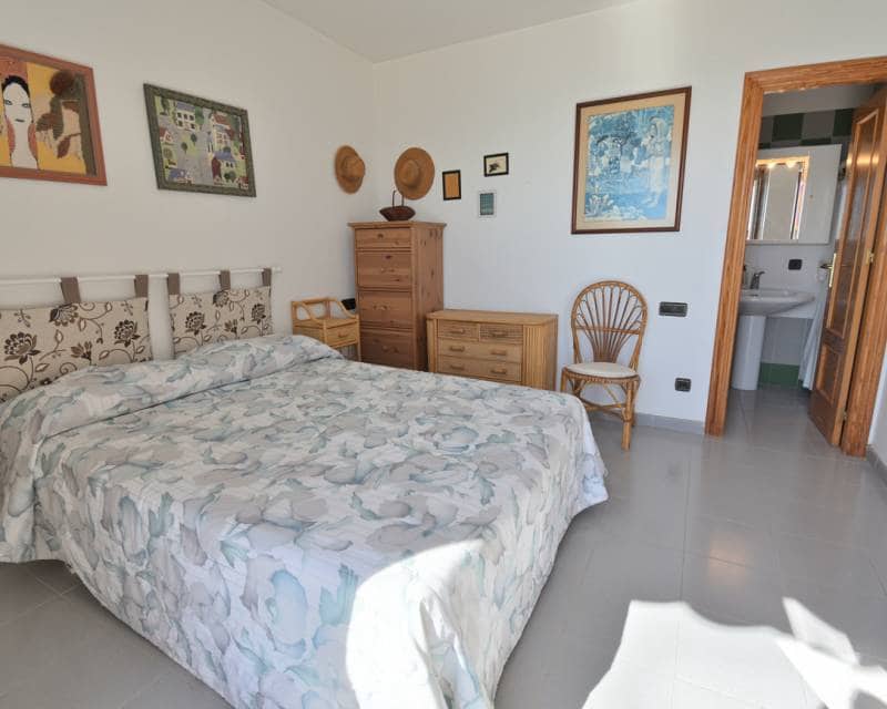 3 Zimmer Apartment zu verkaufen in Playa Flamenca mit Garage - 450.000 € (Ref: 9646444)