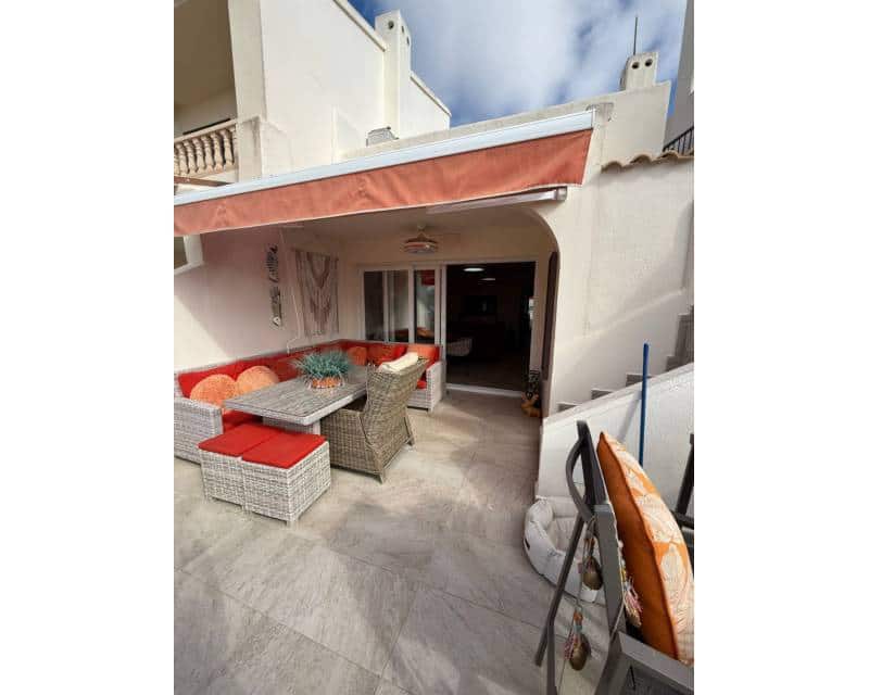 2 chambre Villa/Maison Semi-Mitoyenne à vendre à Las Ramblas Golf avec piscine garage - 289 000 € (Ref: 9650516)