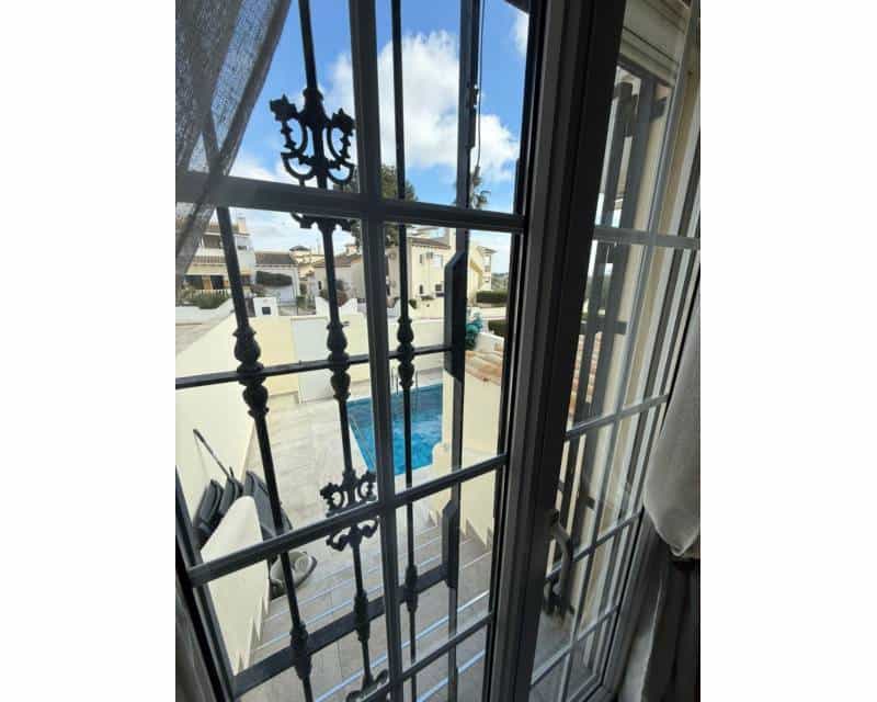 2 chambre Villa/Maison Semi-Mitoyenne à vendre à Las Ramblas Golf avec piscine garage - 289 000 € (Ref: 9650516)