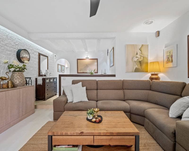 3 makuuhuone Kattohuoneisto myytävänä paikassa Torrevieja - 260 000 € (Ref: 9653341)