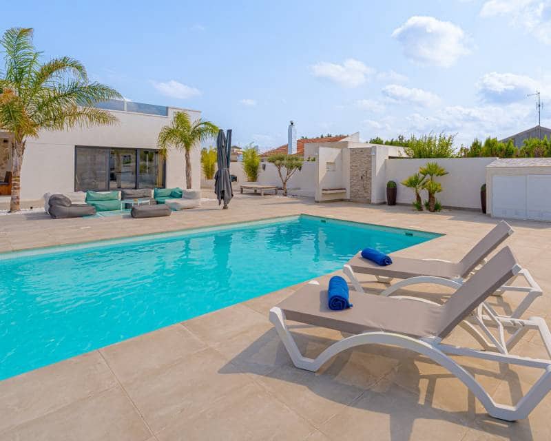 5 quarto Moradia para venda em San Fulgencio com piscina - 795 000 € (Ref: 9654240)