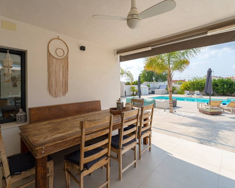 5 quarto Moradia para venda em San Fulgencio com piscina - 795 000 € (Ref: 9654240)