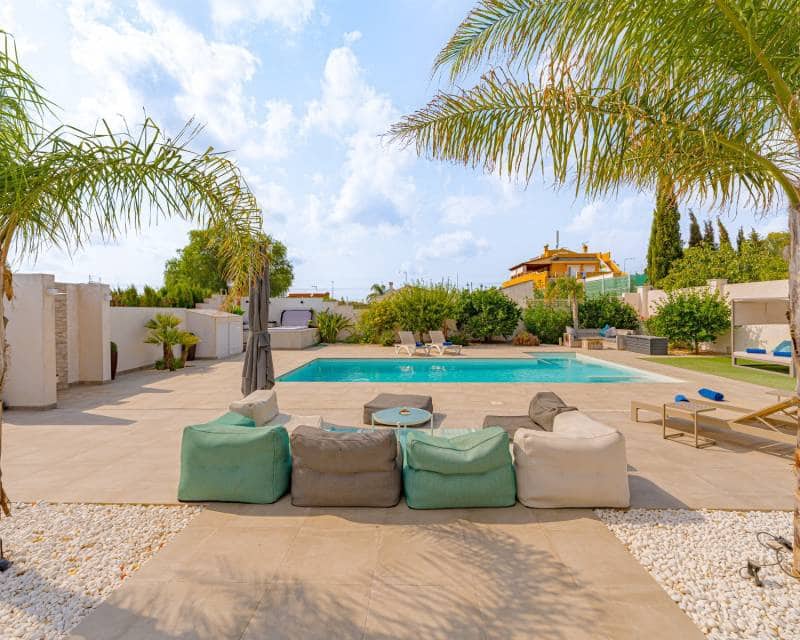 5 quarto Moradia para venda em San Fulgencio com piscina - 795 000 € (Ref: 9654240)