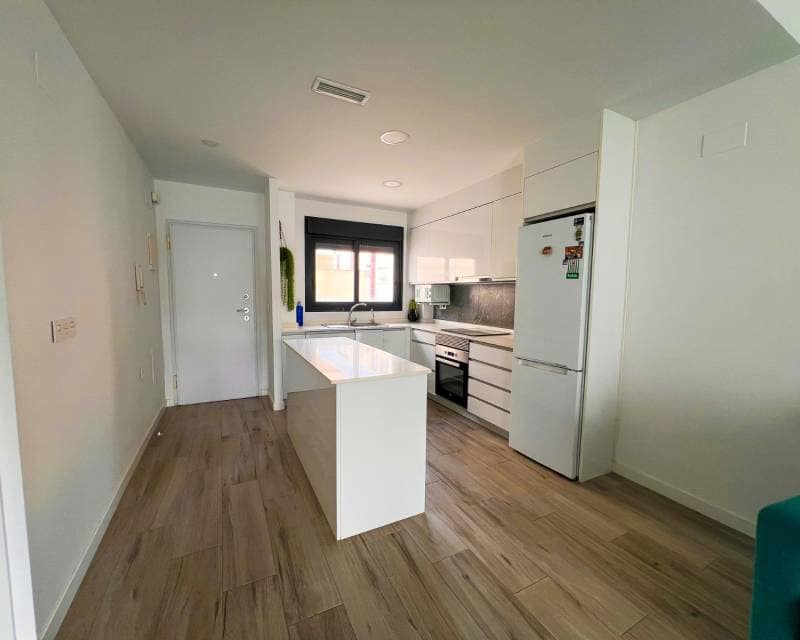 3 sovrum Lägenhet till salu i Guardamar del Segura med pool garage - 289 900 € (Ref: 9669247)