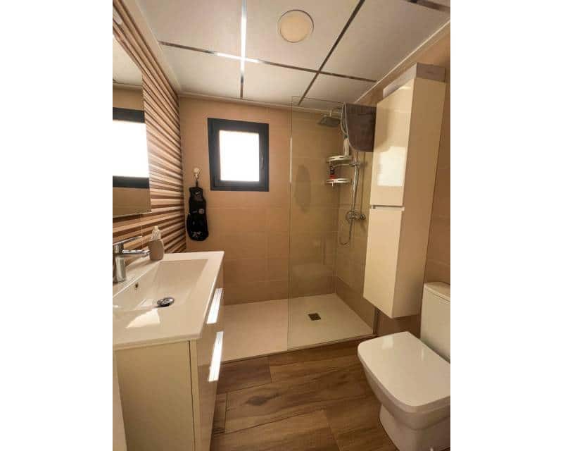 3 sovrum Lägenhet till salu i Guardamar del Segura med pool garage - 289 900 € (Ref: 9669247)