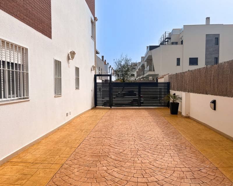 3 sovrum Lägenhet till salu i Guardamar del Segura med pool garage - 289 900 € (Ref: 9669247)