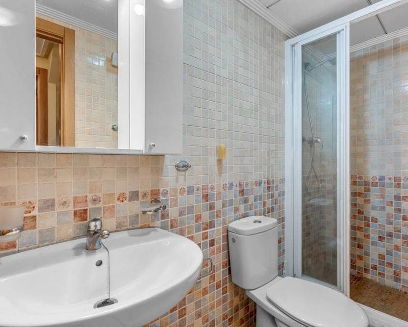 3 sovrum Radhus till salu i Villamartin med pool garage - 345 000 € (Ref: 9672180)