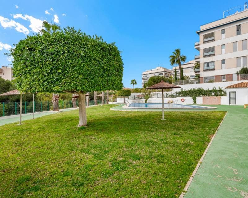 3 sovrum Radhus till salu i Villamartin med pool garage - 345 000 € (Ref: 9672180)