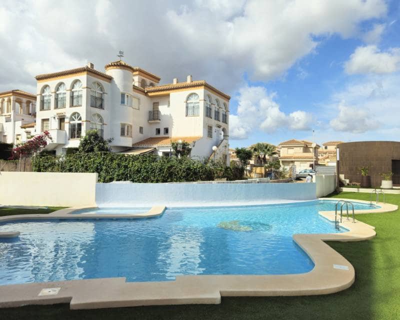 2 sovrum Lägenhet till salu i Playa Flamenca med pool garage - 419 000 € (Ref: 9674787)