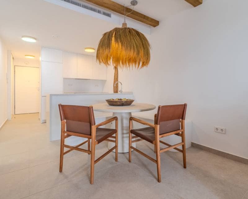 2 soveværelse Lejlighed til salg i Playa Flamenca med swimmingpool garage - € 379.000 (Ref: 9674787)