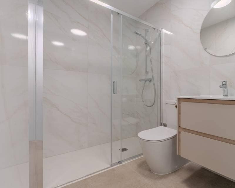2 soveværelse Lejlighed til salg i Playa Flamenca med swimmingpool garage - € 379.000 (Ref: 9674787)