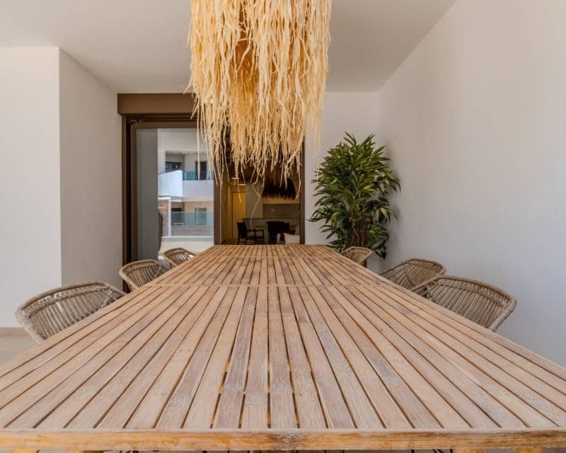 2 soveværelse Lejlighed til salg i Playa Flamenca med swimmingpool garage - € 379.000 (Ref: 9674787)