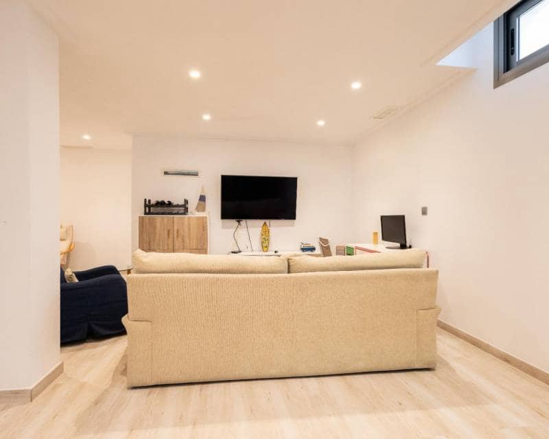 4 quarto Moradia para venda em Orihuela Costa com piscina - 490 000 € (Ref: 9675134)