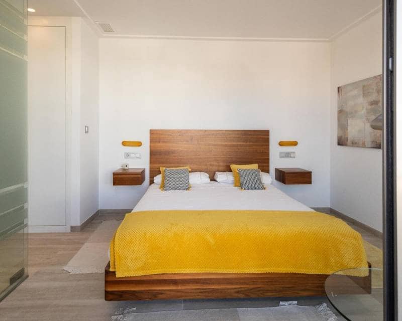 4 quarto Moradia para venda em Orihuela Costa com piscina - 490 000 € (Ref: 9675134)