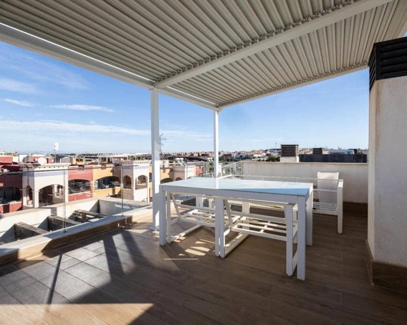 4 quarto Moradia para venda em Orihuela Costa com piscina - 490 000 € (Ref: 9675134)