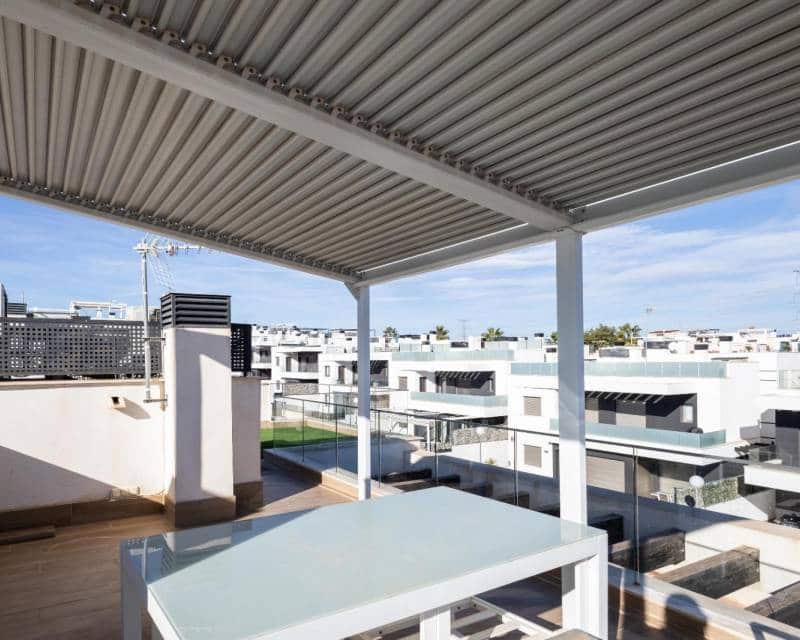 4 quarto Moradia para venda em Orihuela Costa com piscina - 490 000 € (Ref: 9675134)