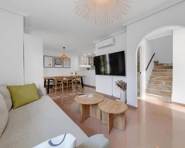 3 Zimmer Villa zu verkaufen in Playa Flamenca, Orihuela mit Pool Garage - 379.900 € (Ref: 9678218)