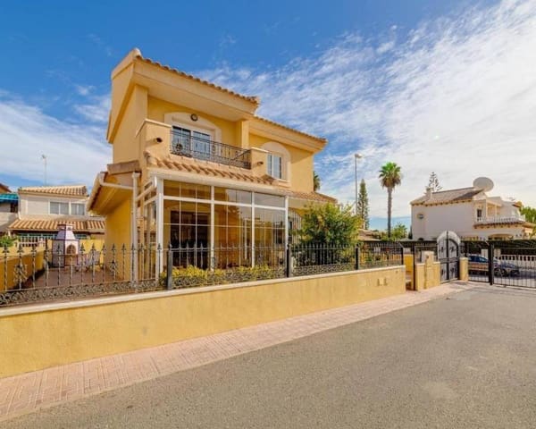 3 Zimmer Villa zu verkaufen in Playa Flamenca, Orihuela mit Pool Garage - 379.900 € (Ref: 9678218)