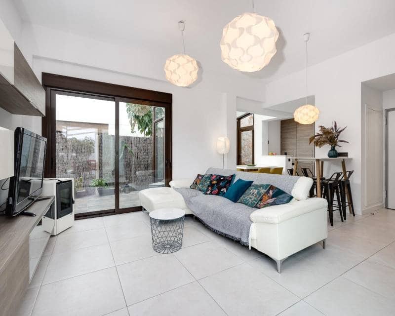 2 soveværelse Villa til salg i Orihuela Costa med swimmingpool - € 349.000 (Ref: 9679156)