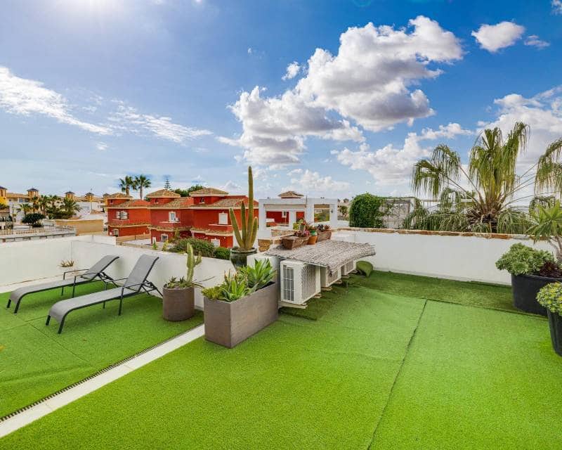 2 soveværelse Villa til salg i Orihuela Costa med swimmingpool - € 349.000 (Ref: 9679156)