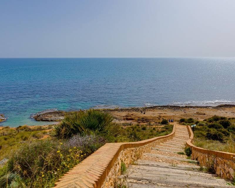 2 soveværelse Villa til salg i Orihuela Costa med swimmingpool - € 349.000 (Ref: 9679156)