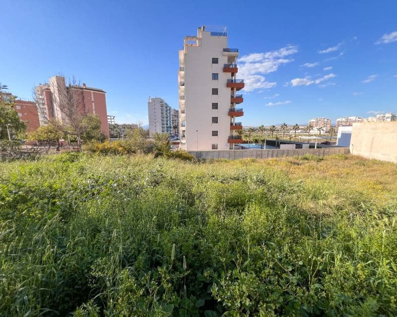 Tontti myytävänä paikassa Guardamar del Segura - 790 000 € (Ref: 9685640)