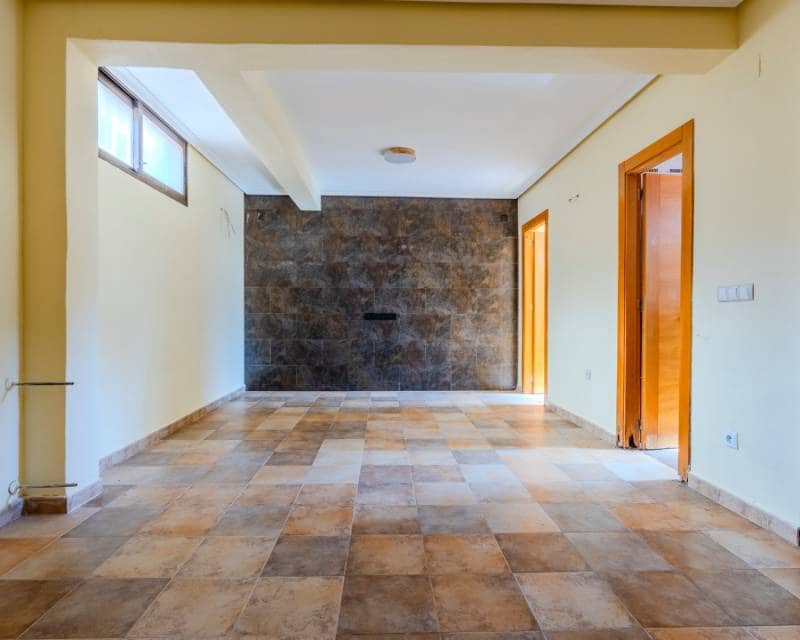 6 soverom Villa til salgs i Villamartin med svømmebasseng garasje - € 365 000 (Ref: 9687675)