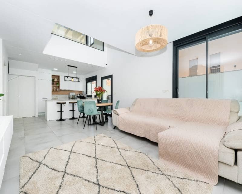 3 bedroom Villa for sale in Los Montesinos with pool garage - € 449,000 (Ref: 9691480)