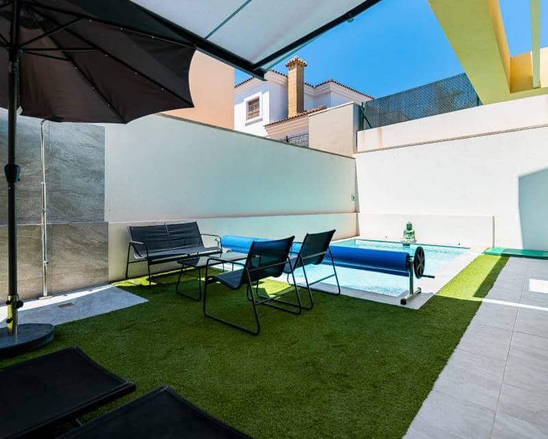 3 bedroom Villa for sale in Los Montesinos with pool garage - € 449,000 (Ref: 9691480)