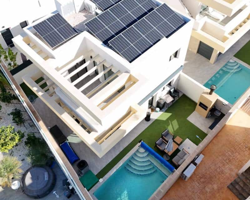 3 bedroom Villa for sale in Los Montesinos with pool garage - € 449,000 (Ref: 9691480)