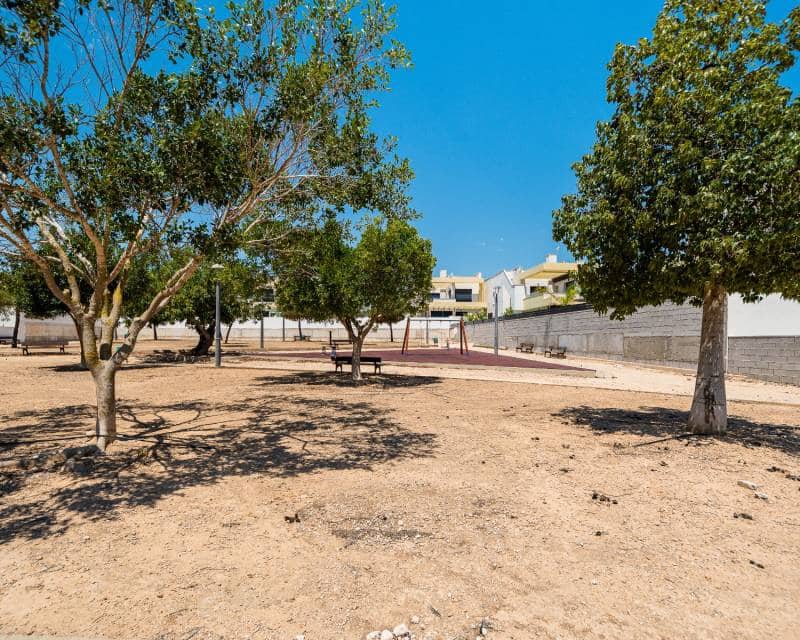 3 bedroom Villa for sale in Los Montesinos with pool garage - € 449,000 (Ref: 9691480)