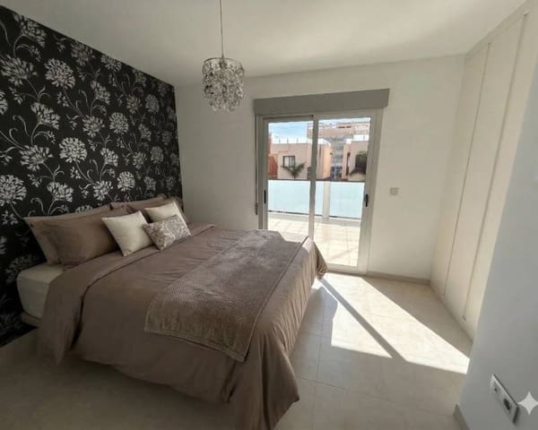 3 sypialnia Willa na sprzedaż w Lo Pagan, San Pedro del Pinatar z basenem garażem - 357 000 € (Ref: 9699893)