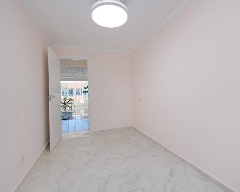 3 soverom Penthouse til salgs i Torrevieja med svømmebasseng - € 269 900 (Ref: 9708197)