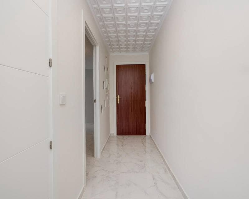 3 soverom Penthouse til salgs i Torrevieja med svømmebasseng - € 269 900 (Ref: 9708197)