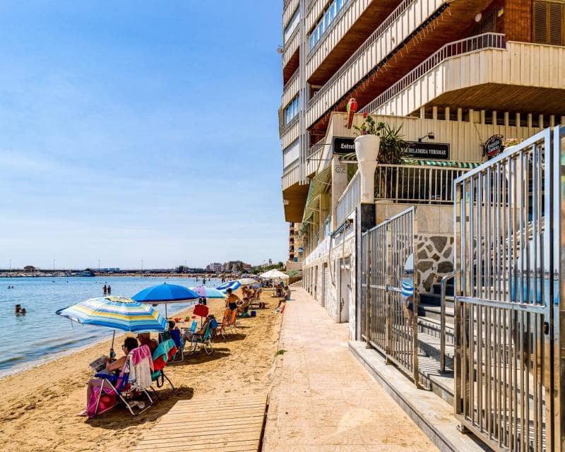 3 soverom Penthouse til salgs i Torrevieja med svømmebasseng - € 269 900 (Ref: 9708197)