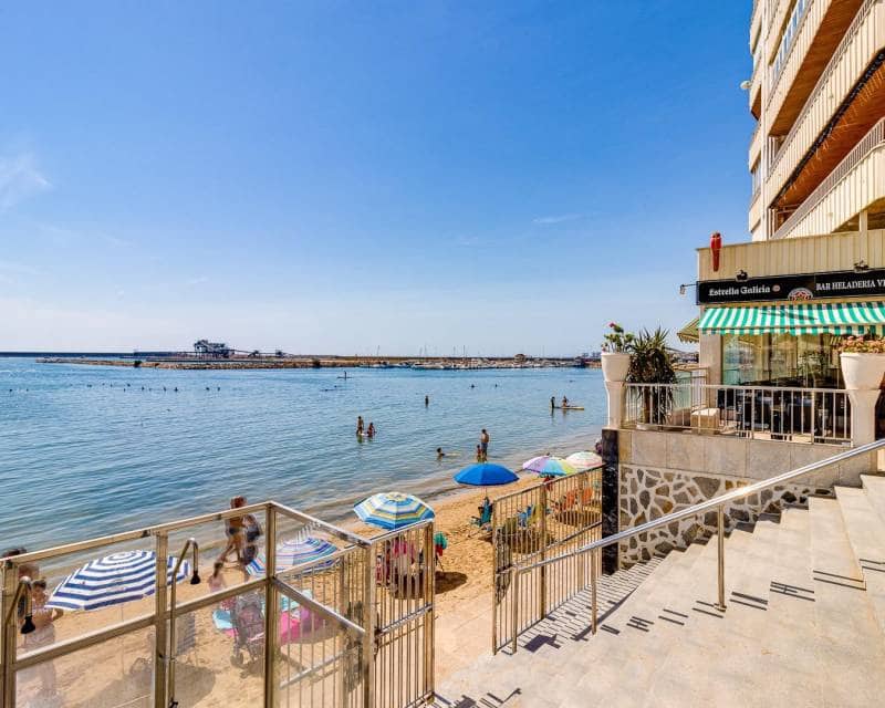 3 soverom Penthouse til salgs i Torrevieja med svømmebasseng - € 269 900 (Ref: 9708197)