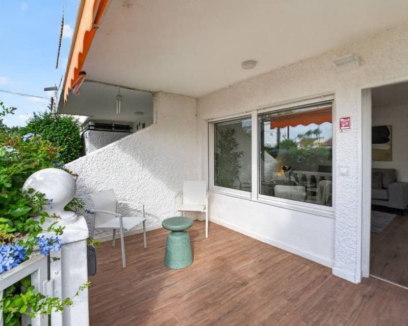 2 bedroom Bungalow for sale in Villamartin - € 199,000 (Ref: 9713560)