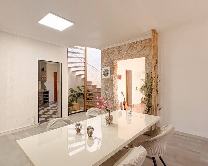 Chalet de 4 habitaciones en Ciudad Quesada en venta con piscina garaje - 415.000 € (Ref: 9713904)