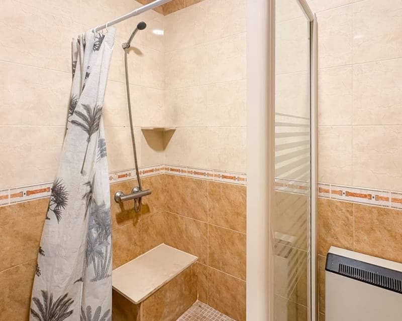 Chalet de 4 habitaciones en Ciudad Quesada en venta con piscina garaje - 415.000 € (Ref: 9713904)