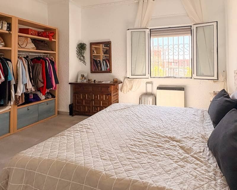 Chalet de 4 habitaciones en Ciudad Quesada en venta con piscina garaje - 415.000 € (Ref: 9713904)