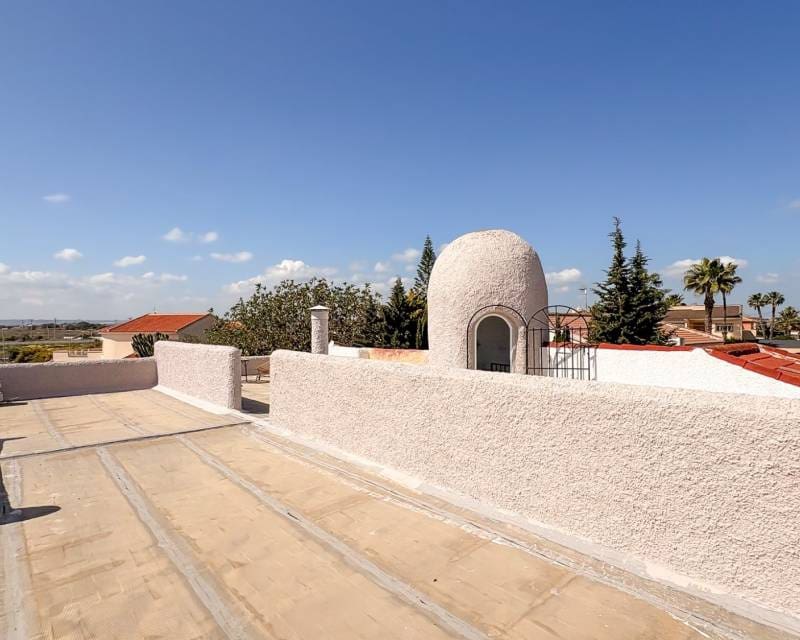 Chalet de 4 habitaciones en Ciudad Quesada en venta con piscina garaje - 415.000 € (Ref: 9713904)