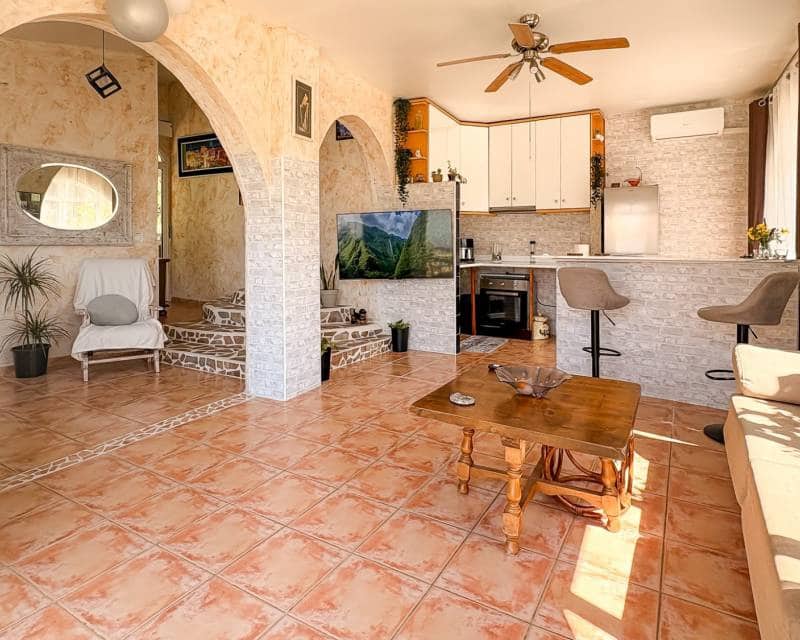 Chalet de 4 habitaciones en Ciudad Quesada en venta con piscina garaje - 415.000 € (Ref: 9713904)
