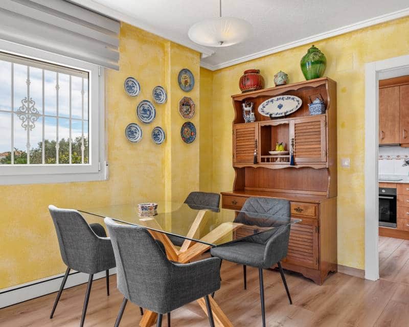 3 slaapkamer Halfvrijstaande villa te koop in Ciudad Quesada met zwembad garage - € 269.000 (Ref: 9715713)